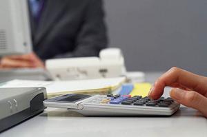 小説家を目指して本を製作するなら